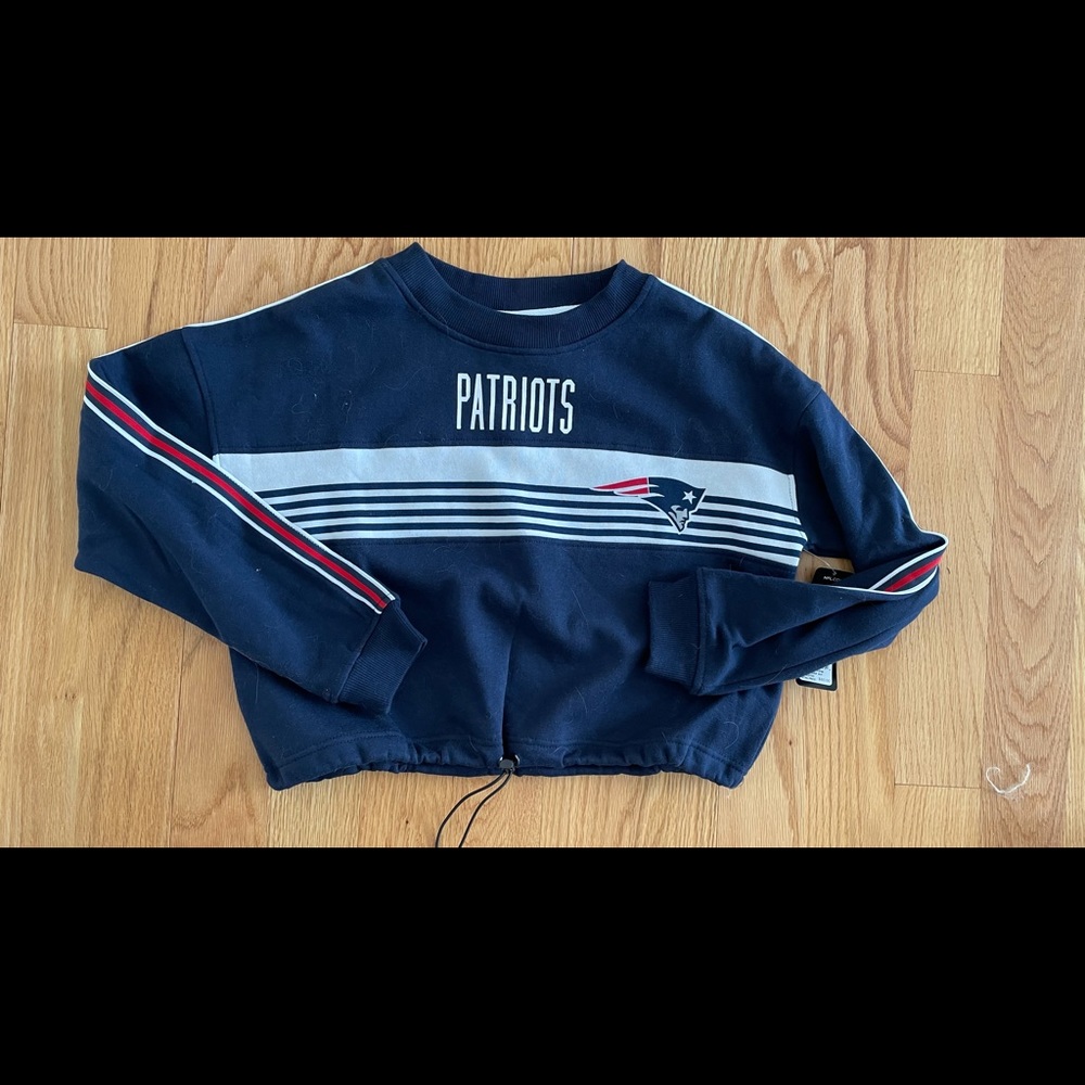 New England Patriots cropped sweatshirt - new